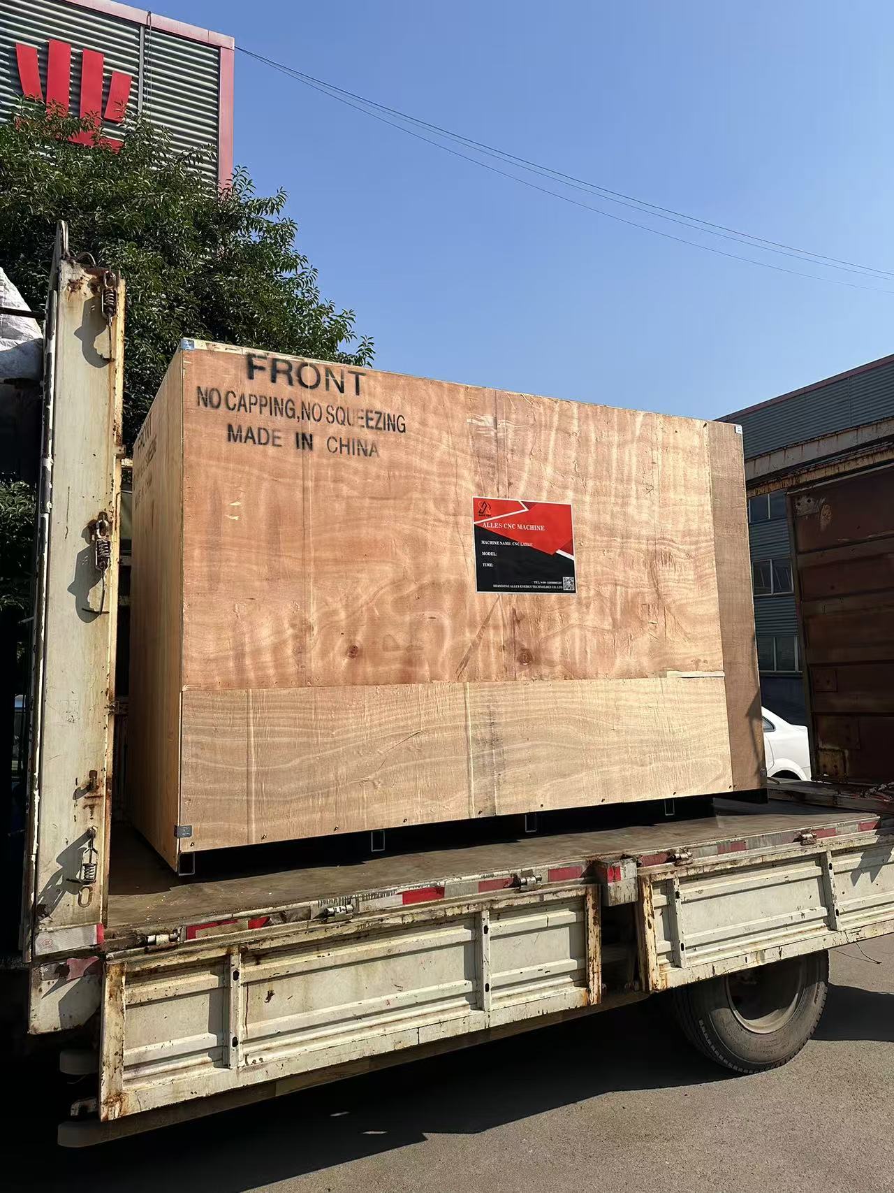 CNC lathe ALCK6130 successfully shipped to Russia CNC lathe ALCK6130 successfully shipped to Russia