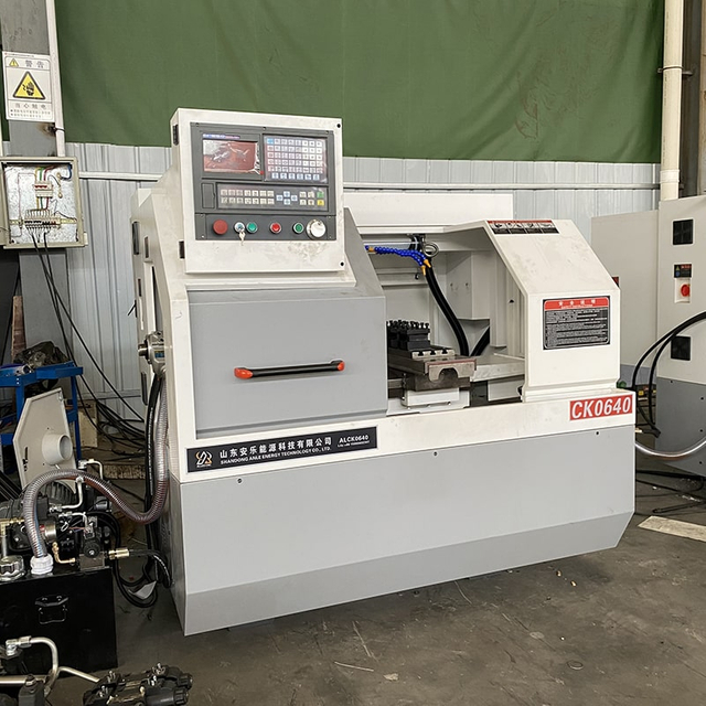 2-axis Hard Rail CNC Lathe Horizontal Flat Bed Lathe