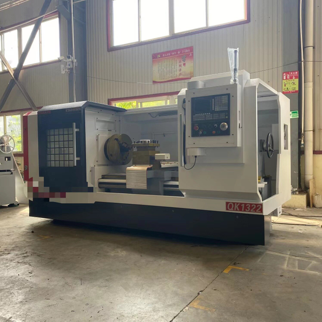 QK1332 CNC Pipe Threading Lathe for Turning Threading Pipes