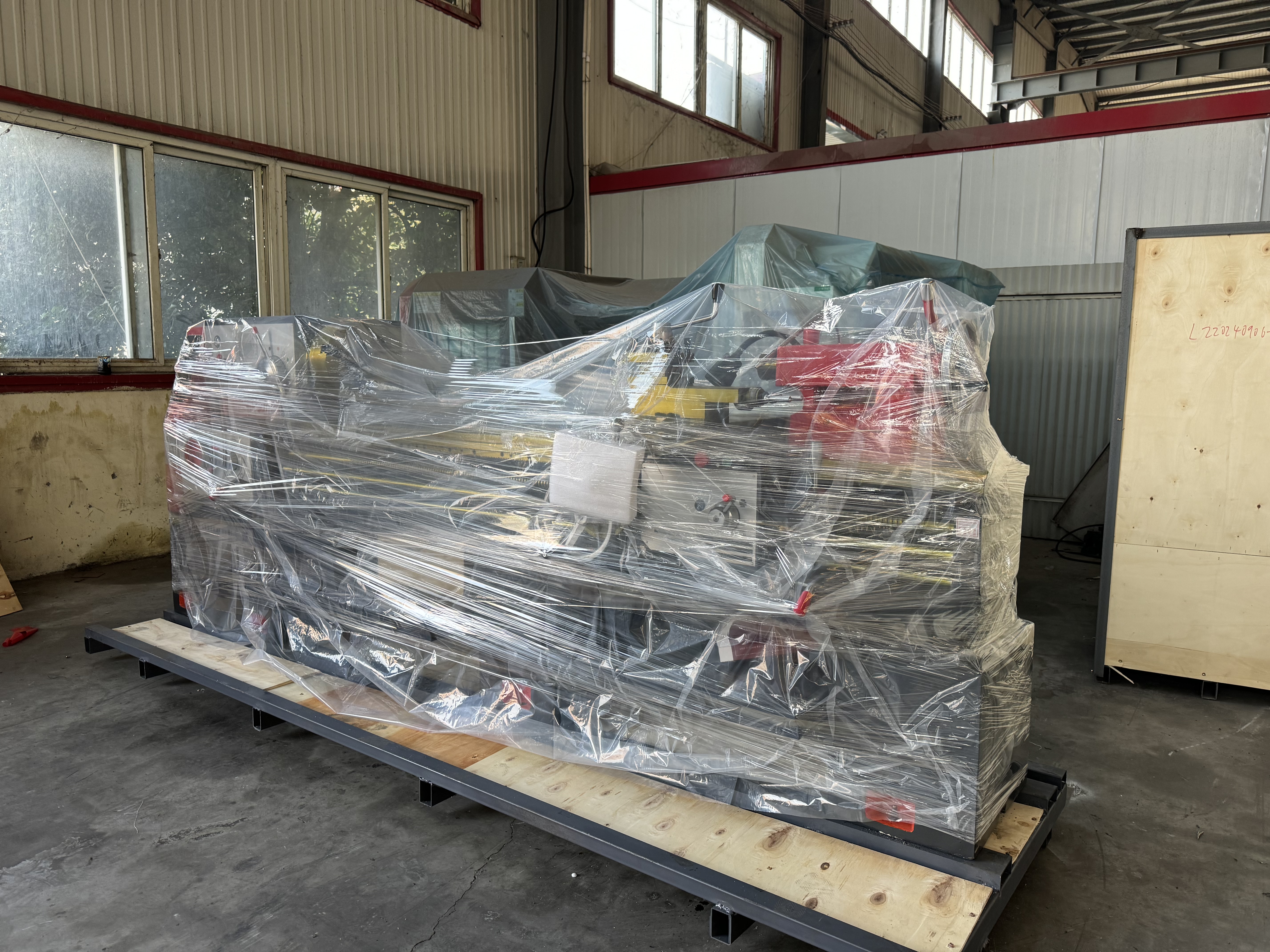 ALCA6150X2000 CNC Lathe Packed and Shipped to Brazil, Boosting Efficient Production Across Multiple Industries