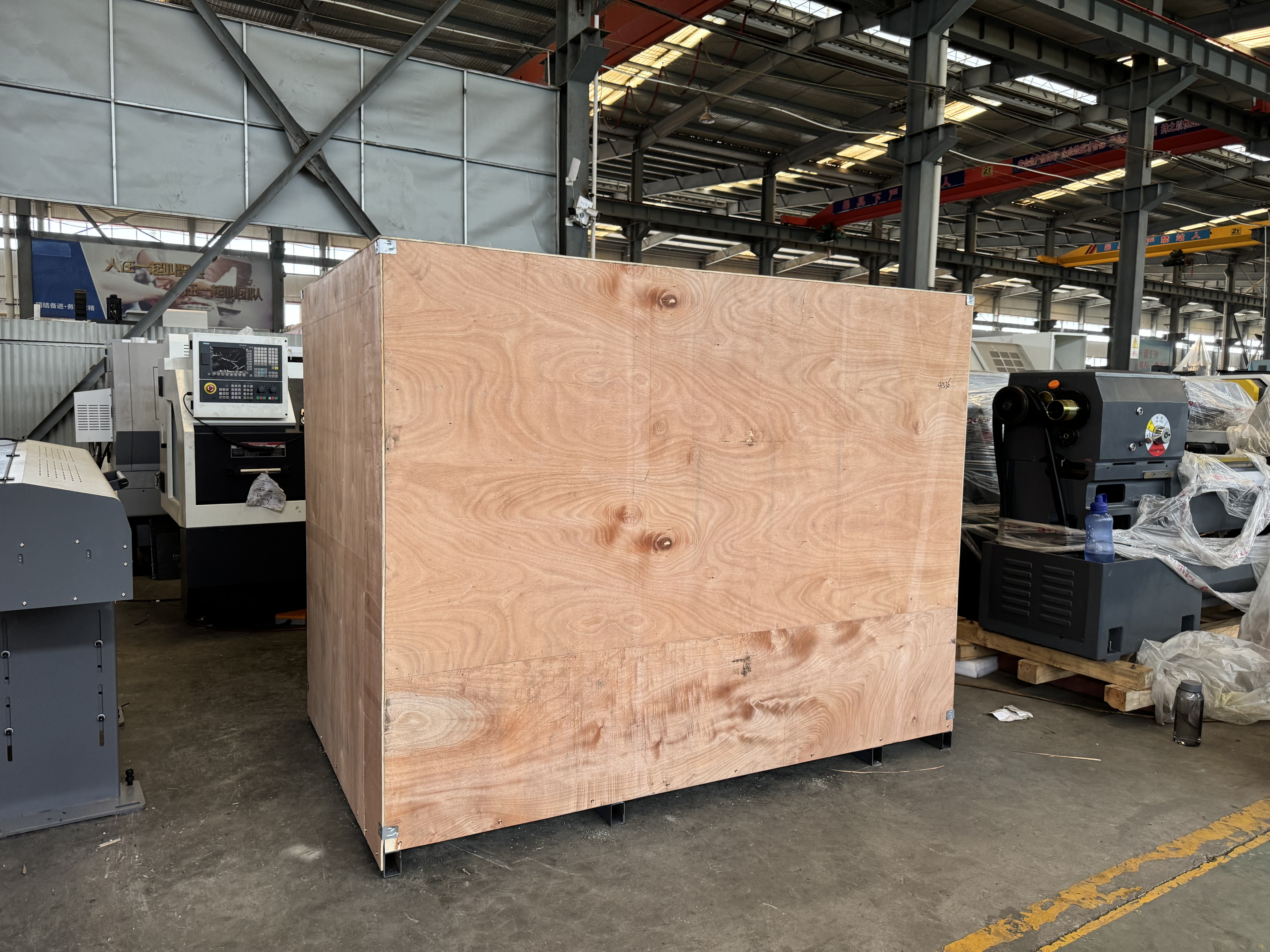 Alles CNC CNC Lathe ALCK6130 is About to be Shipped to Russia
